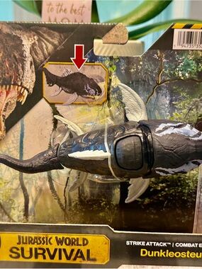 Survival Dunkleosteus Action Figure - Black & White